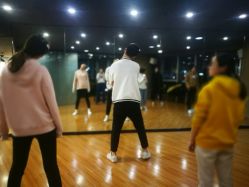 -轩舞汇·爵士舞街舞训练营