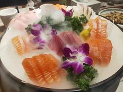 -青瓦餐厅·生鱼片·韩园烤肉(西塔店)