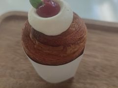 -VERIE BAKEHOUSE
