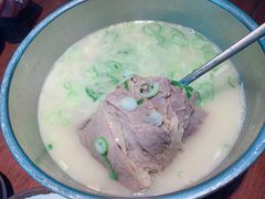 牛肉雪浓汤-神仙雪浓汤(明洞店)