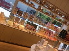 零售区-好利来(西宸广场店)