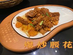 -闫府私房菜·老字号(恒隆店)