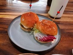 手撕猪肉汉堡-RAC BAR(安福路店)