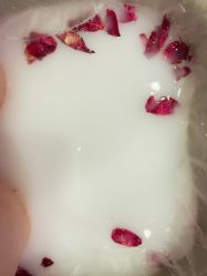 -摩more精奢美妍中心