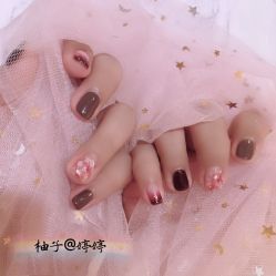 -柚子•猫美睫美甲