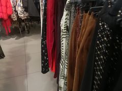 -H&M(鹏欣水游城店)