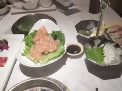 -泓炙颐凤鲜海鲜火锅料理(桐乡店)