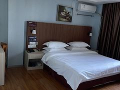 -清水湾酒店(深圳横岗塘坑地铁站店)