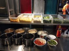 -钢管厂五区小郡肝串串香(奥克斯广场锦城万达店)