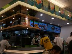 -老乡鸡(南京首创立方店)