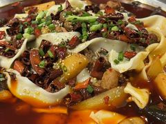 -晓彭肥肠鸡·泡椒鸡火锅(水木天地店)