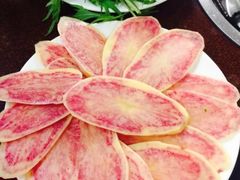 新鲜的蔬菜-银同牦牛肉火锅