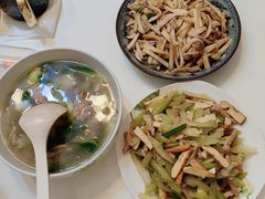 -鲸励母婴月嫂(望京店)