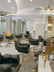 点击看大图 -八佰伴8008星级形象店