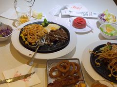 -汤姆家的牛排意面披萨(融创茂店)