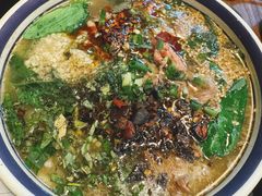 招牌生烫牛肉米线-云阿蛮云南生烫牛肉米线(奉贤路店)