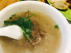 -锅贴王小吃(南大街店)