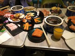 -五月罗马海鲜自助餐厅(月星环球港店)
