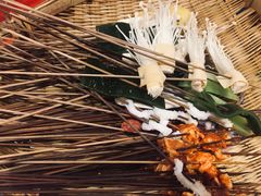 豆皮金针菇-马路边边串串香(双井直营店)