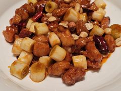 宫保鸡丁-俏江南(东方广场店)