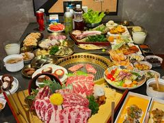 -铭牛烧肉·和牛海鲜自助(高新月牙湖店)