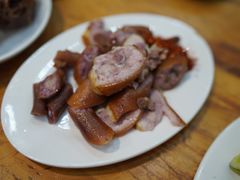 -雷祖芳老妈蹄花店