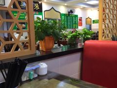 -清真·玛丽亚新疆菜主题餐厅(浙江中路店)