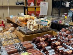 -秀云俄罗斯列巴屋(军星小区店)