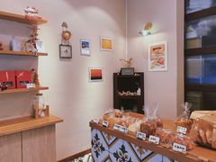 面包甜点陈列柜-RAN BAKERY