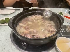 -烹然四季椰子鸡火锅(团结湖总店)