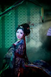 -九月鹰飞汉服摄影工作室