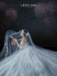 -乐派诗婚纱摄影