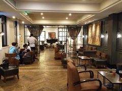 大堂-星巴克臻选(广州沙面店)