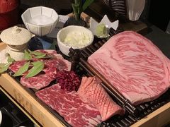 -铭牛烧肉·和牛海鲜自助(高新月牙湖店)