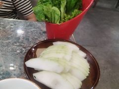 -三里屯土灶炖公鸡地锅鸡(江东店)