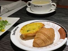 牛角可颂-斗牛士牛排餐厅(嘉里汇店)