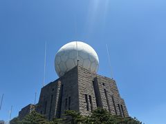 -黄山光明顶山庄