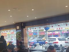 -川流不息·地道川菜·小龙虾(松东路店)