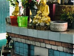 -ခြောက်ထပ်ကြီးရွှေသာလျောင်းဘုရားကြီး