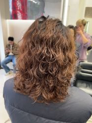 -摩登时代美发沙龙