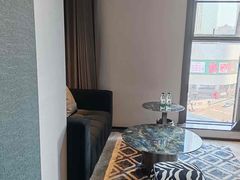 -万泊酒店(长沙五一广场国金中心店)