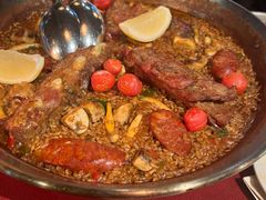 伊利里亚猪肋排大山铁盘饭-BROWNSTONE布朗石西班牙餐厅(富城店)