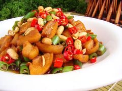 -志龙皇冠吃货椰子铺