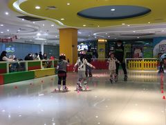 -阿布溜溜(同曦假日百货店)