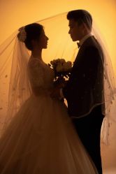 -雪中彩影婚纱摄影·微光艺术中心