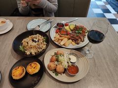 葡式香烤乳猪件伴薯角-亚苏尔 澳门菜(元朗店)
