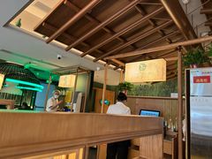 景观位-小菜园新徽菜(青岛市南万象城店)