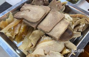 Five-Flavor Beef Offal Platter
