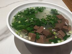 -馋三尺蟹粉小笼(人民广场店)