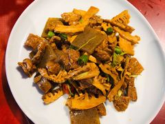 干笋烧牛肉-悦真雅院·四合院·清真私房菜(雍和宫店)